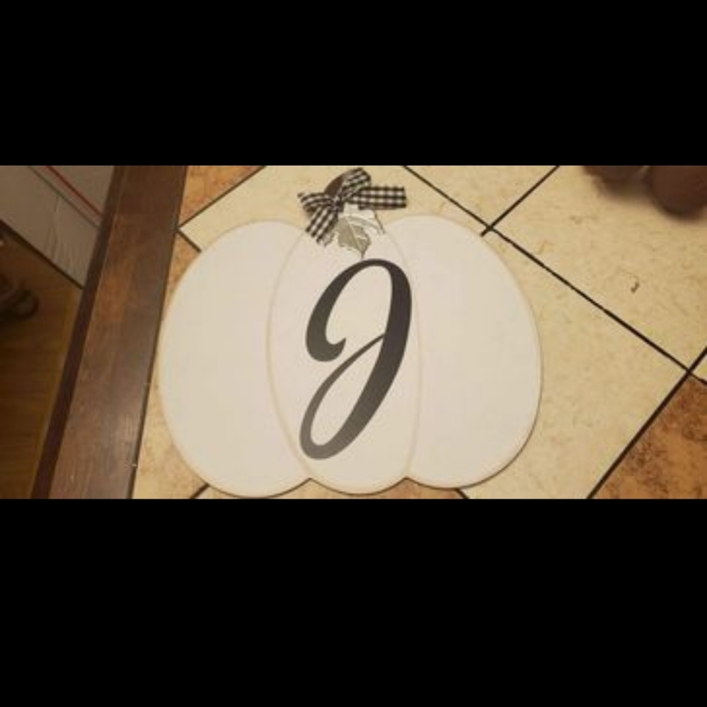 Initial door hanger J And K